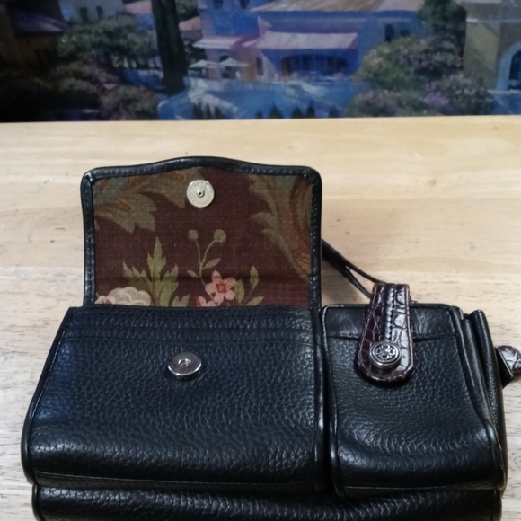 💄📿Gorgeous Brighton Chic "Lisa"bag!👛Like🆕New! Make This A Perfect Gift. 🎁 - Picture 2 of 16